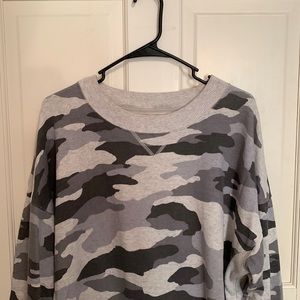 camo aerie pullover